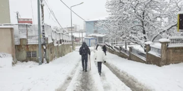 10 Aralık Çarşamba okullar tatil olacak mı? Valilik son durumu paylaştı